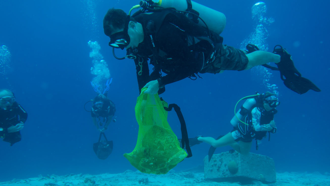 Cleanup Dives Activities - Diving in Aqaba